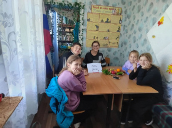 В Архангельском СДК прошла выставка поделок "Дары осени", где дети по настощему раскрыли свою фантазию! 
